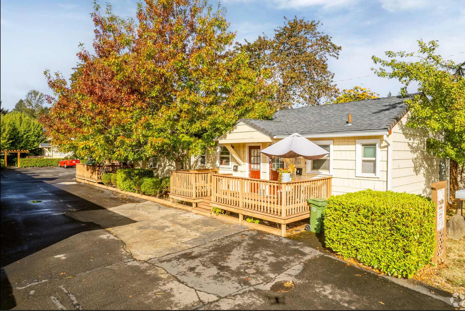 Cottage Grove Apartment: 1340 Birch Ave
