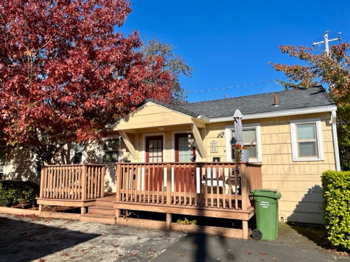 Cottage Grove Apartment: 1340 Birch Ave