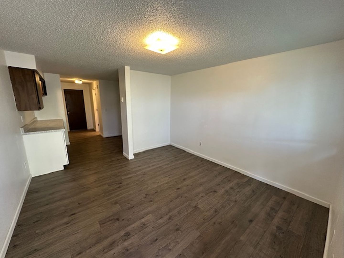 Albany Apartment: 521-563 Madison Street SE