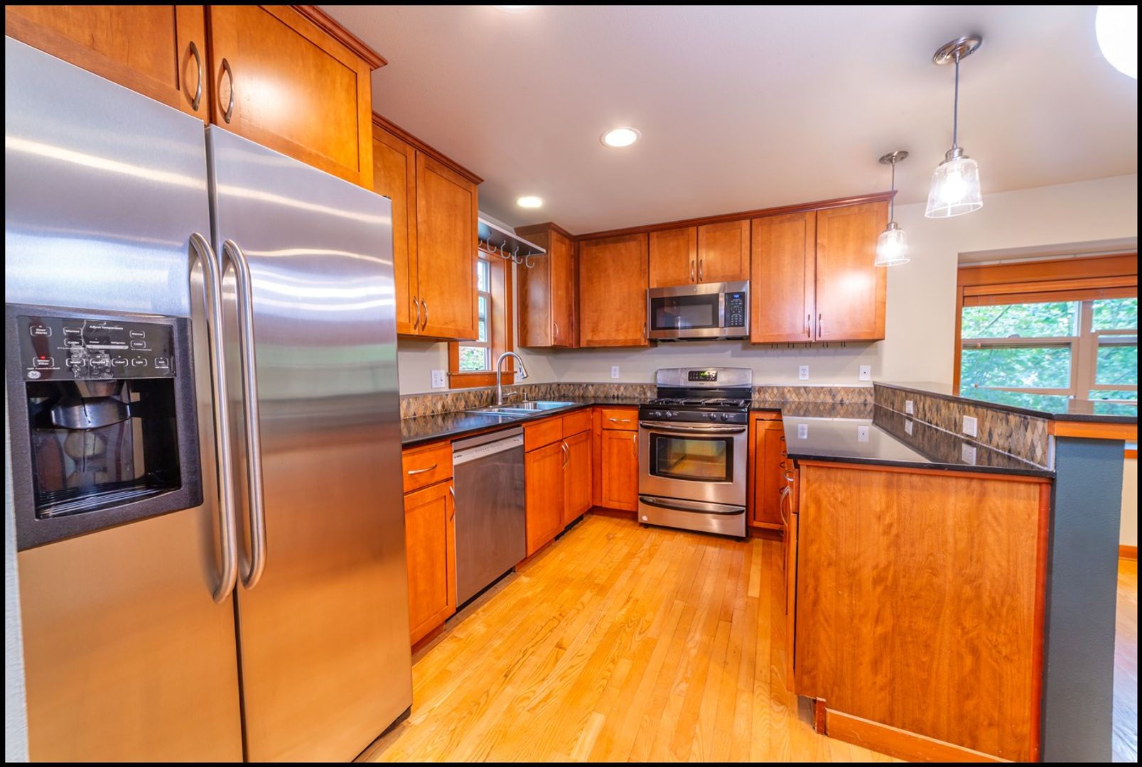 Seattle Townhome: 6901 California Ave SW