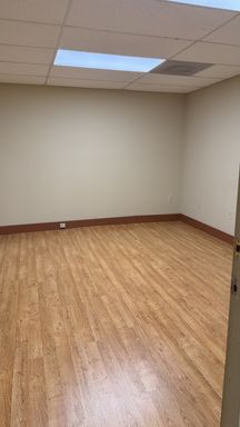 12 1/2 Wall Street - 12 1/2 Wall-T, Unit T