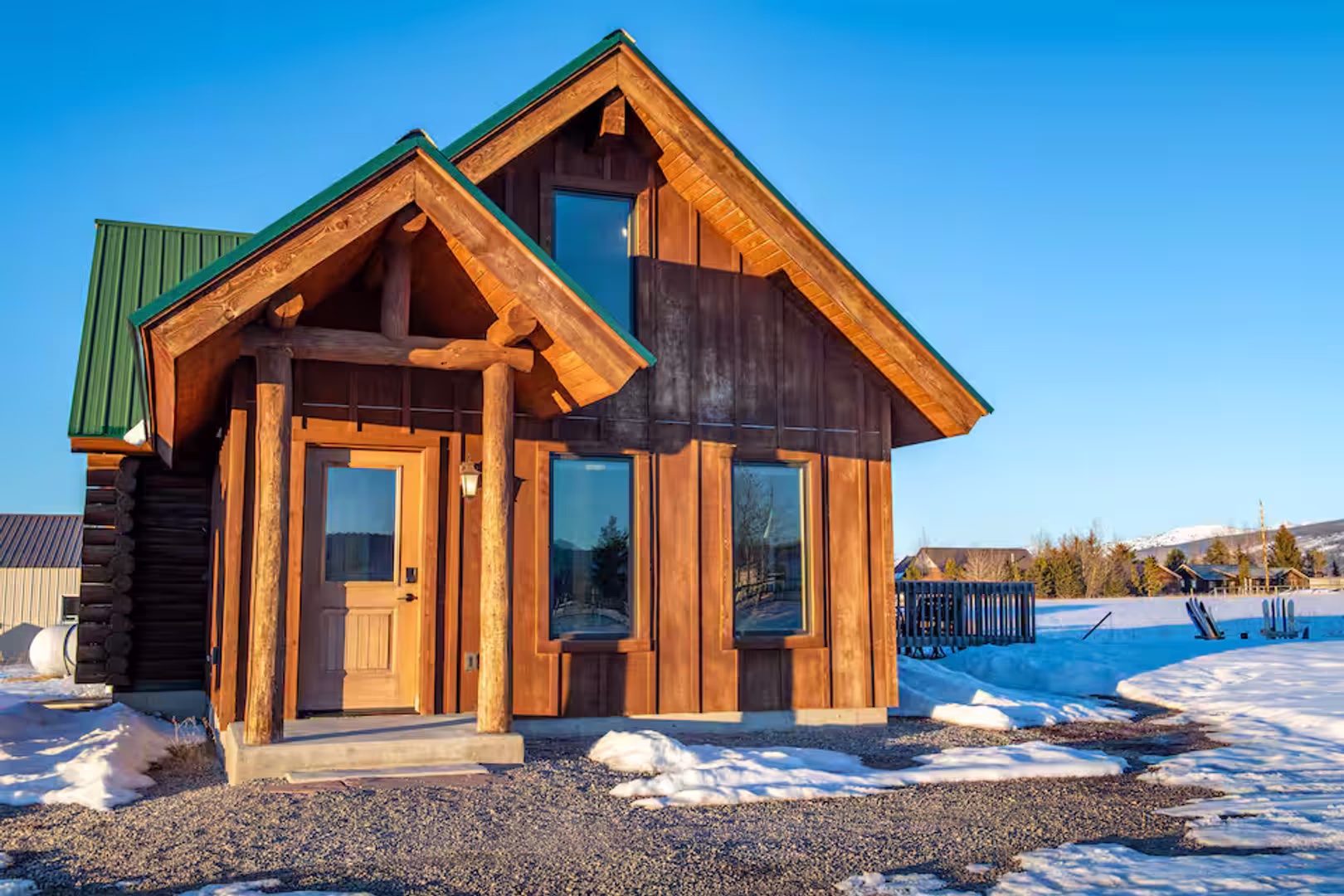 Victor House: 5077 Pine Drive