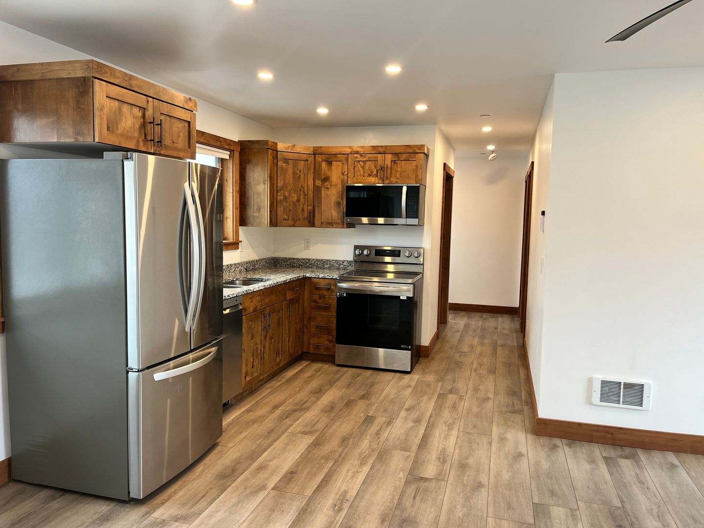 Victor Apartment: 48 Cedron Road