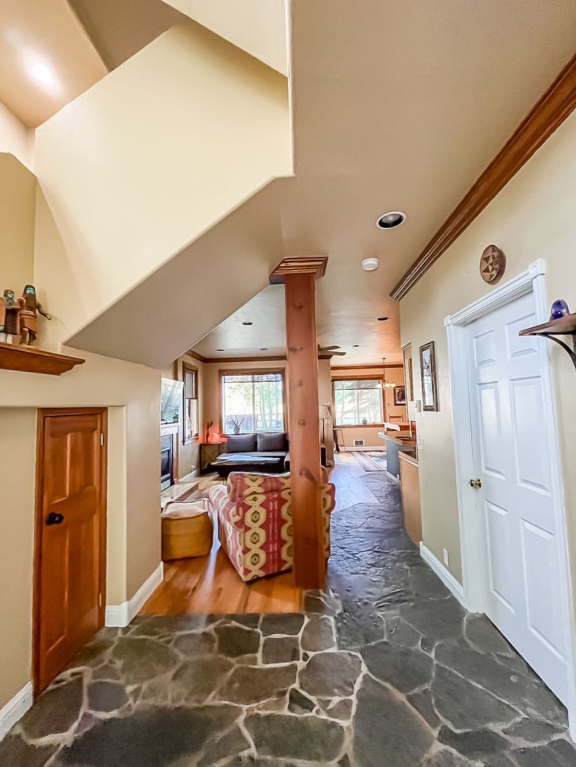 Driggs Townhome: 910 Powder Valley Lane