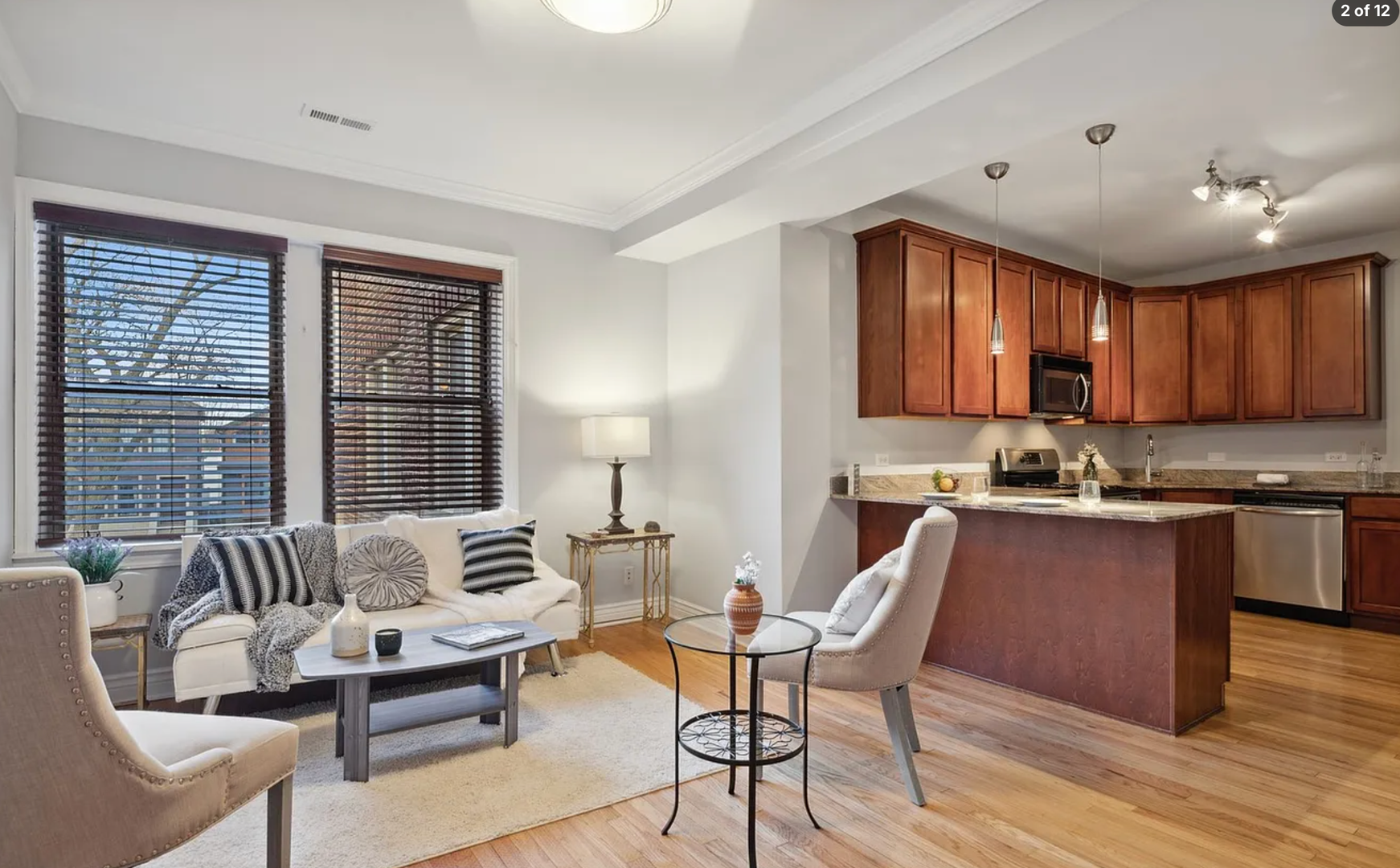 Chicago Condo: 2015 North Leavitt Street Apt 2