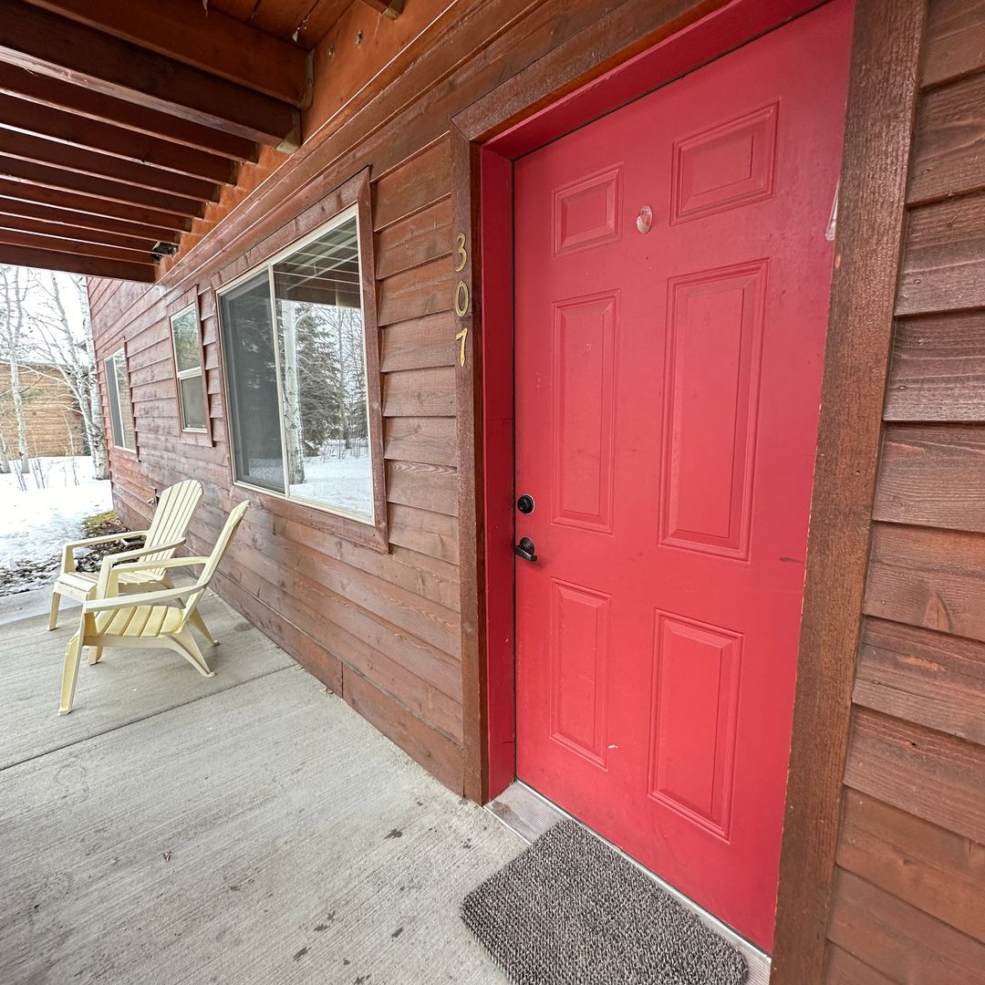 Victor Condo: 200 Homestead Road