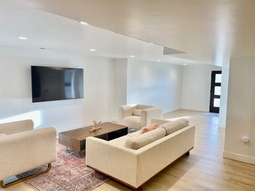 Furnished 3 Bedroom / 1 Bath Modern Basement Apartment - Parking for 2 cars