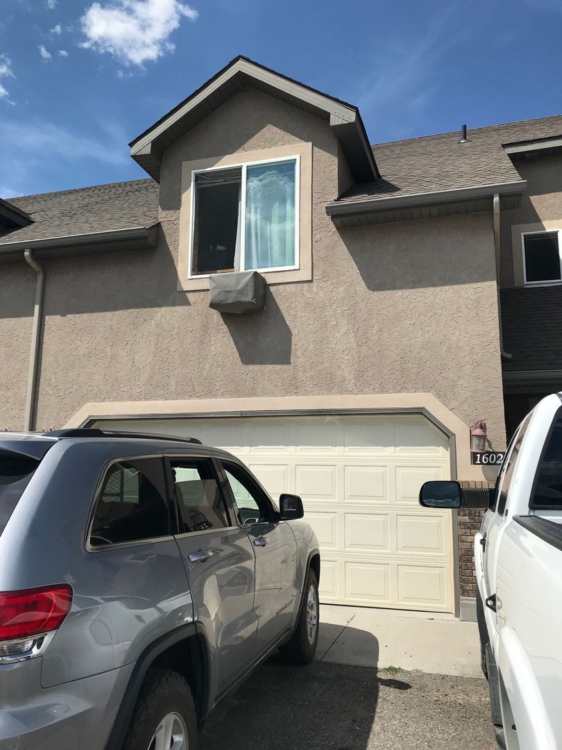 Driggs Apartment: 1602 Honeysuckle Loop