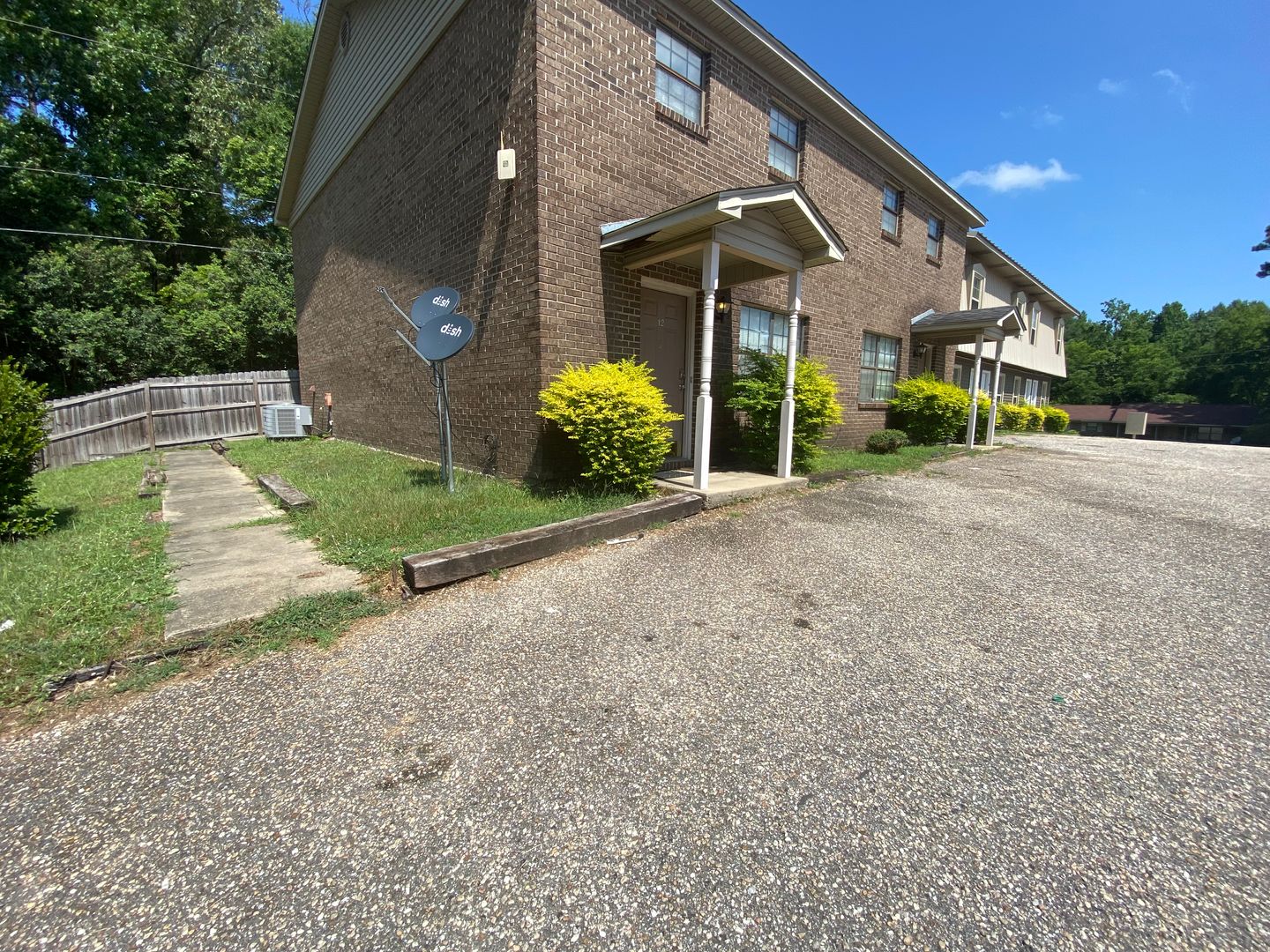 Monroeville Apartment: 73 Madison Street