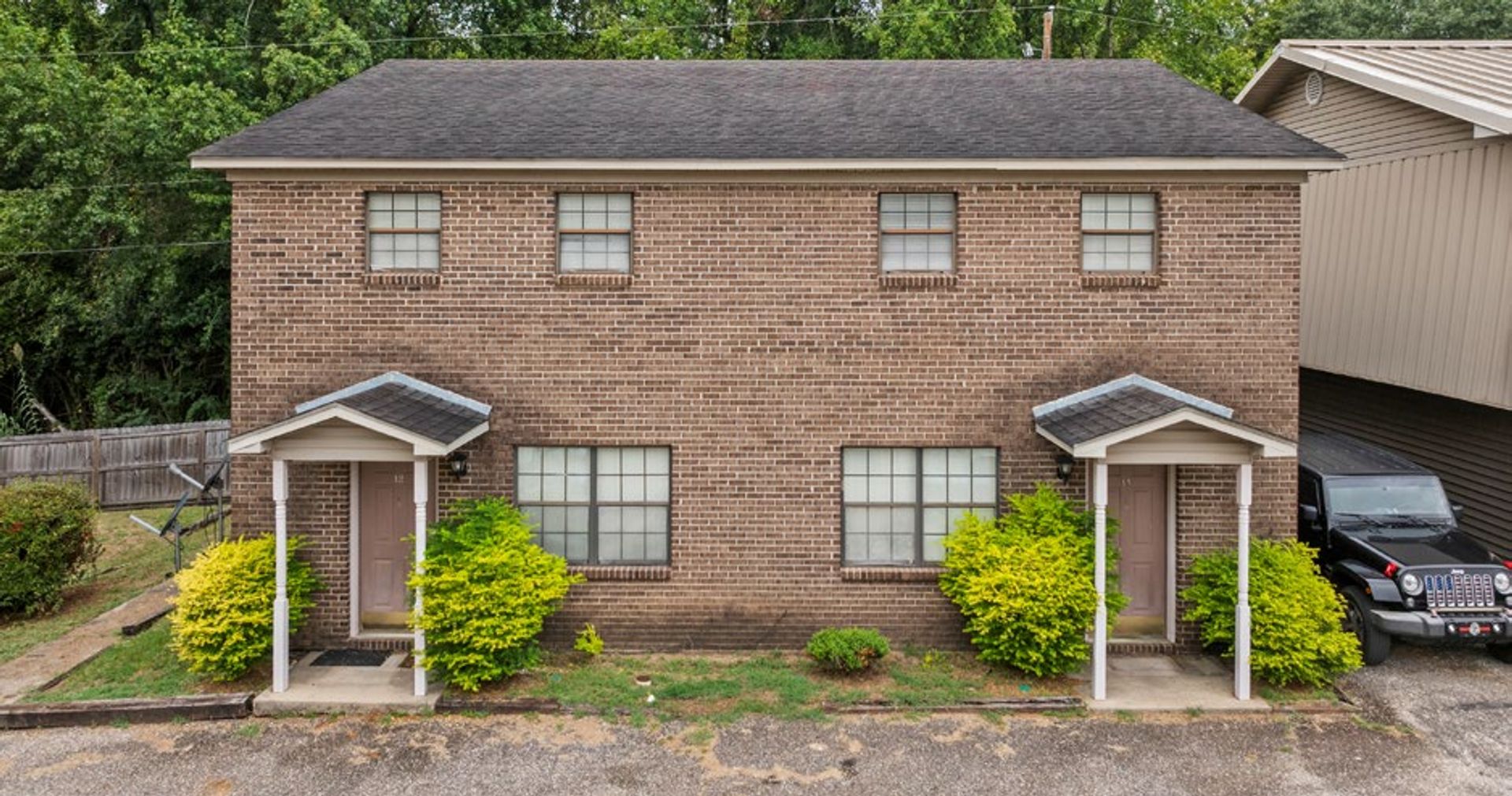Monroeville Apartment: 73 Madison Street