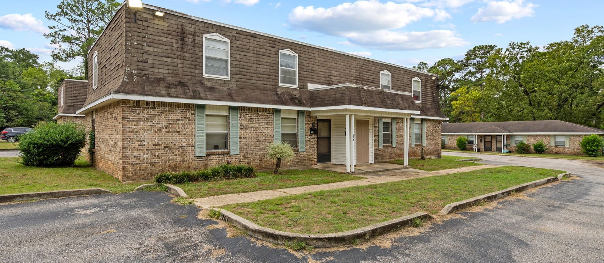 Monroeville Apartment: 292 W. Claiborne Street