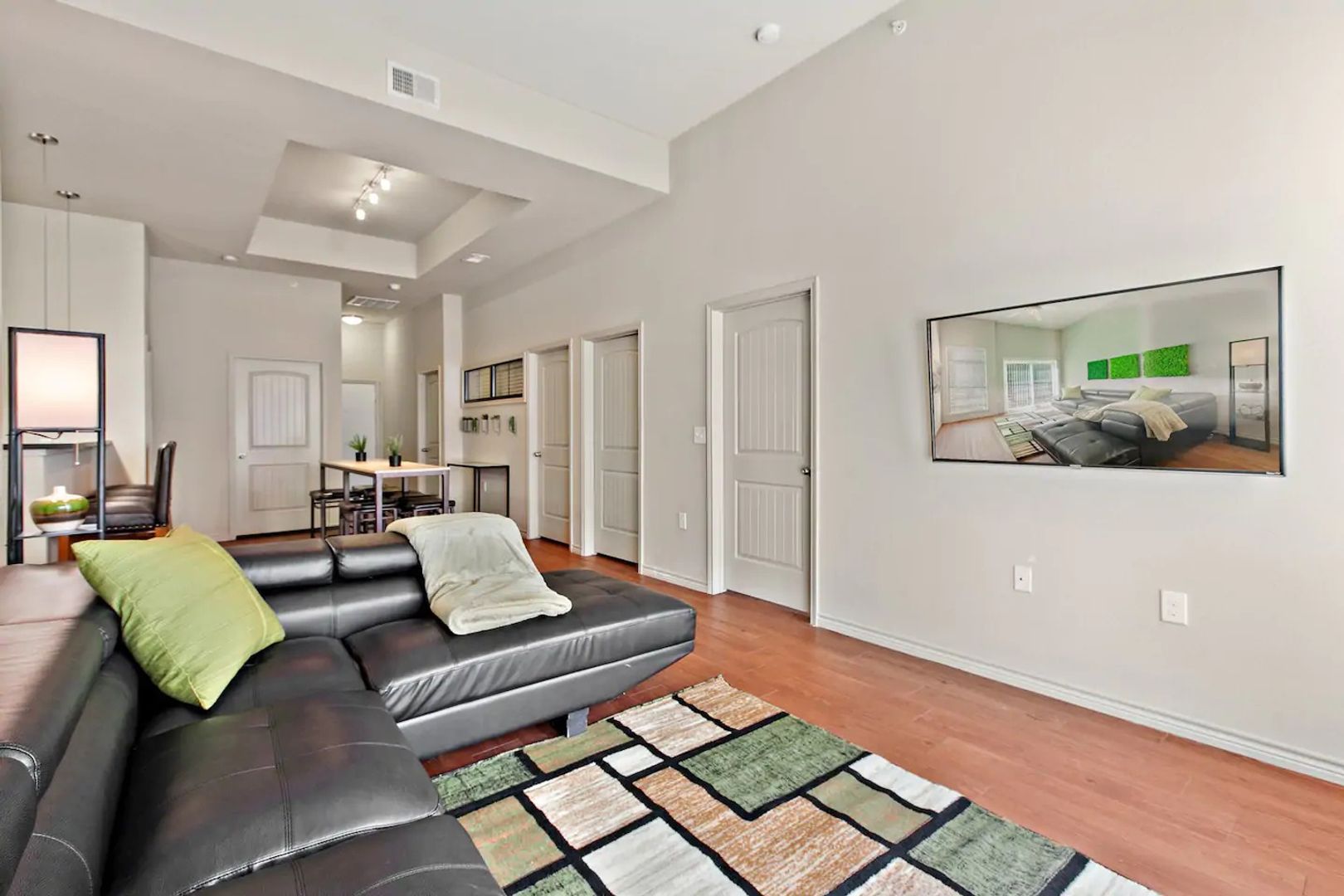 Austin Apartment: 5117 North Lamar