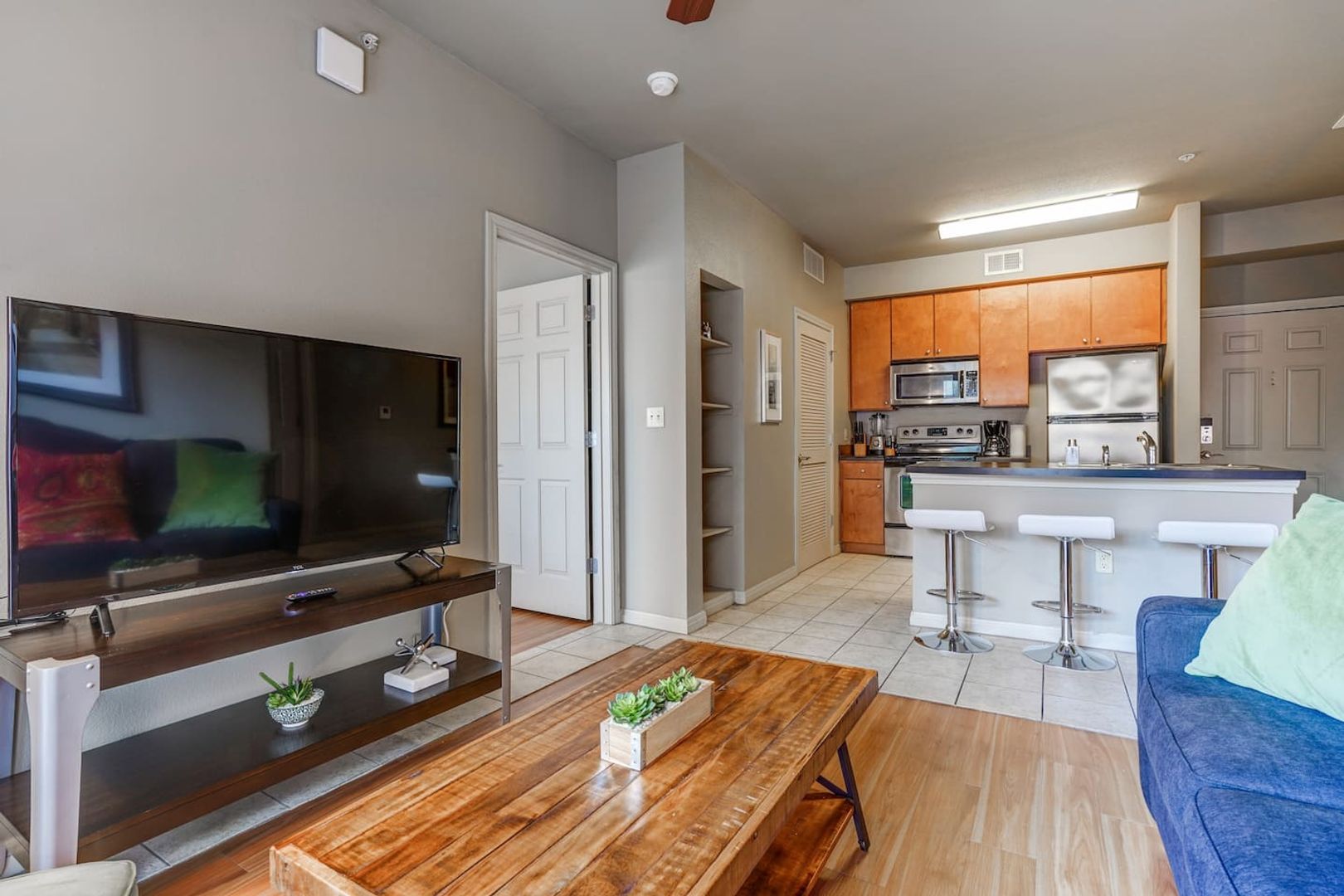 Austin Apartment: 2515 Pearl Street