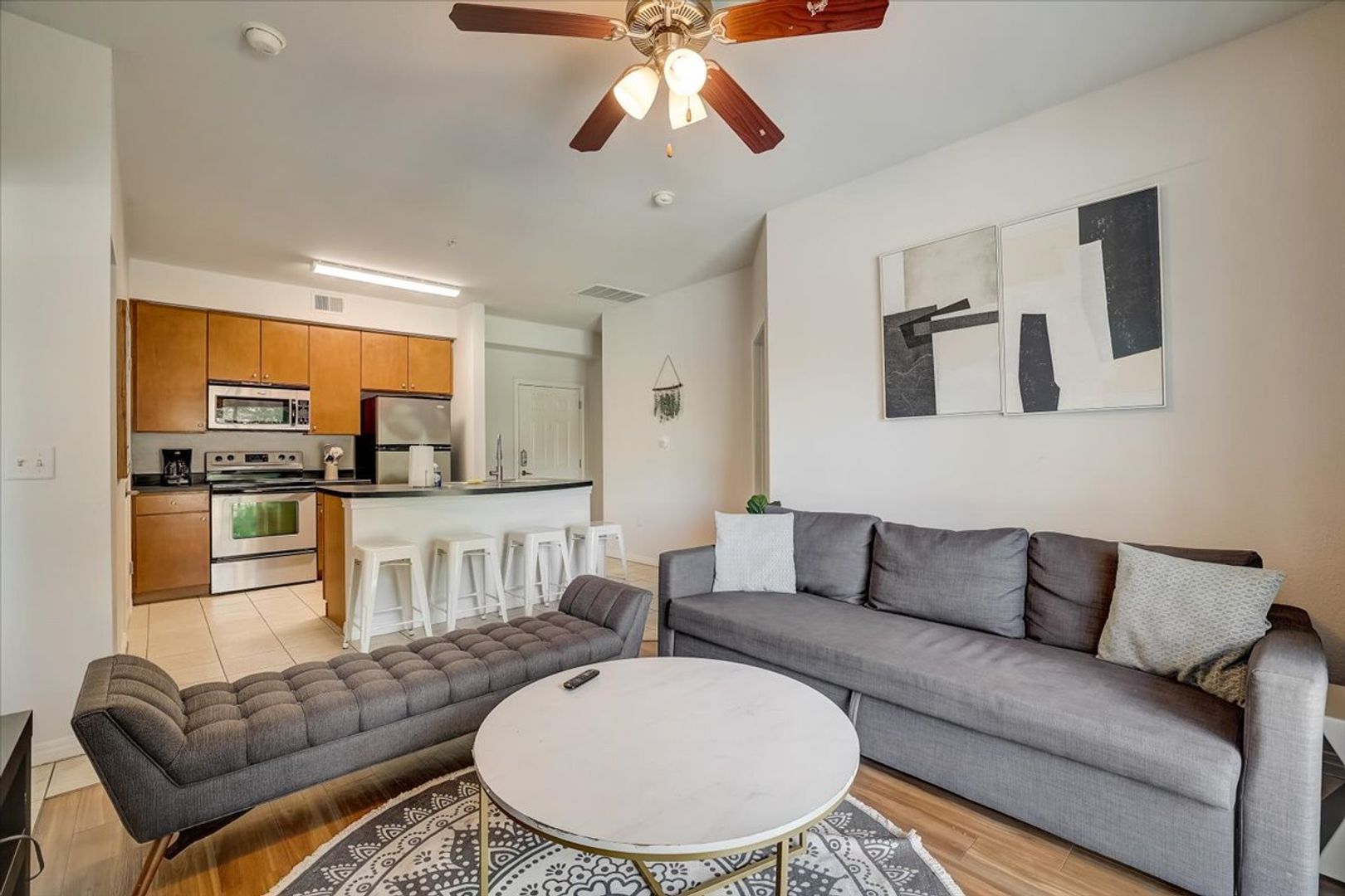 Austin Apartment: 2515 Pearl Street
