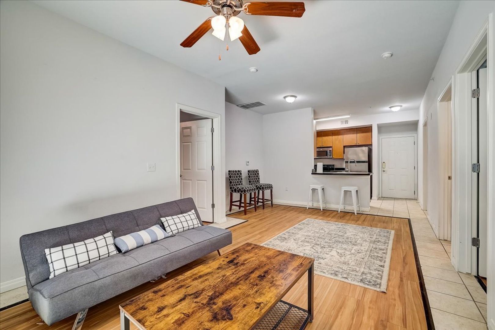 Austin Apartment: 2515 Pearl Street