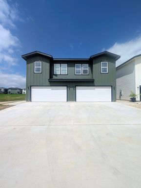 Brand New Duplex in New East Parks Community