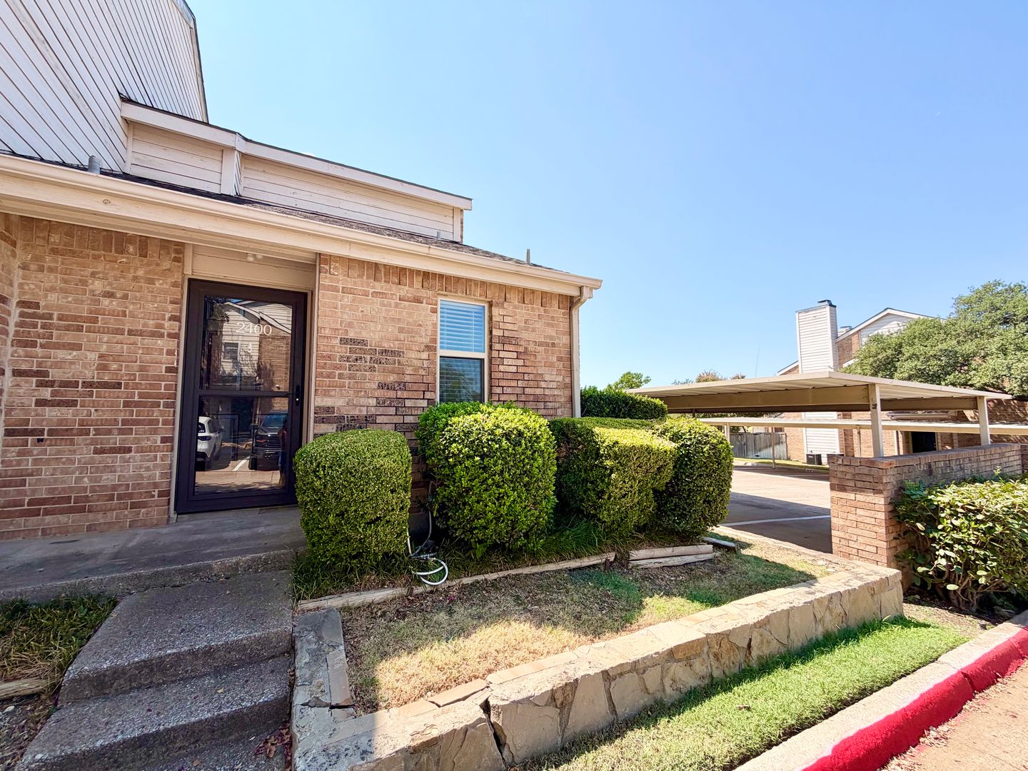 Farmers Branch House: 3635 Garden Brook #2400