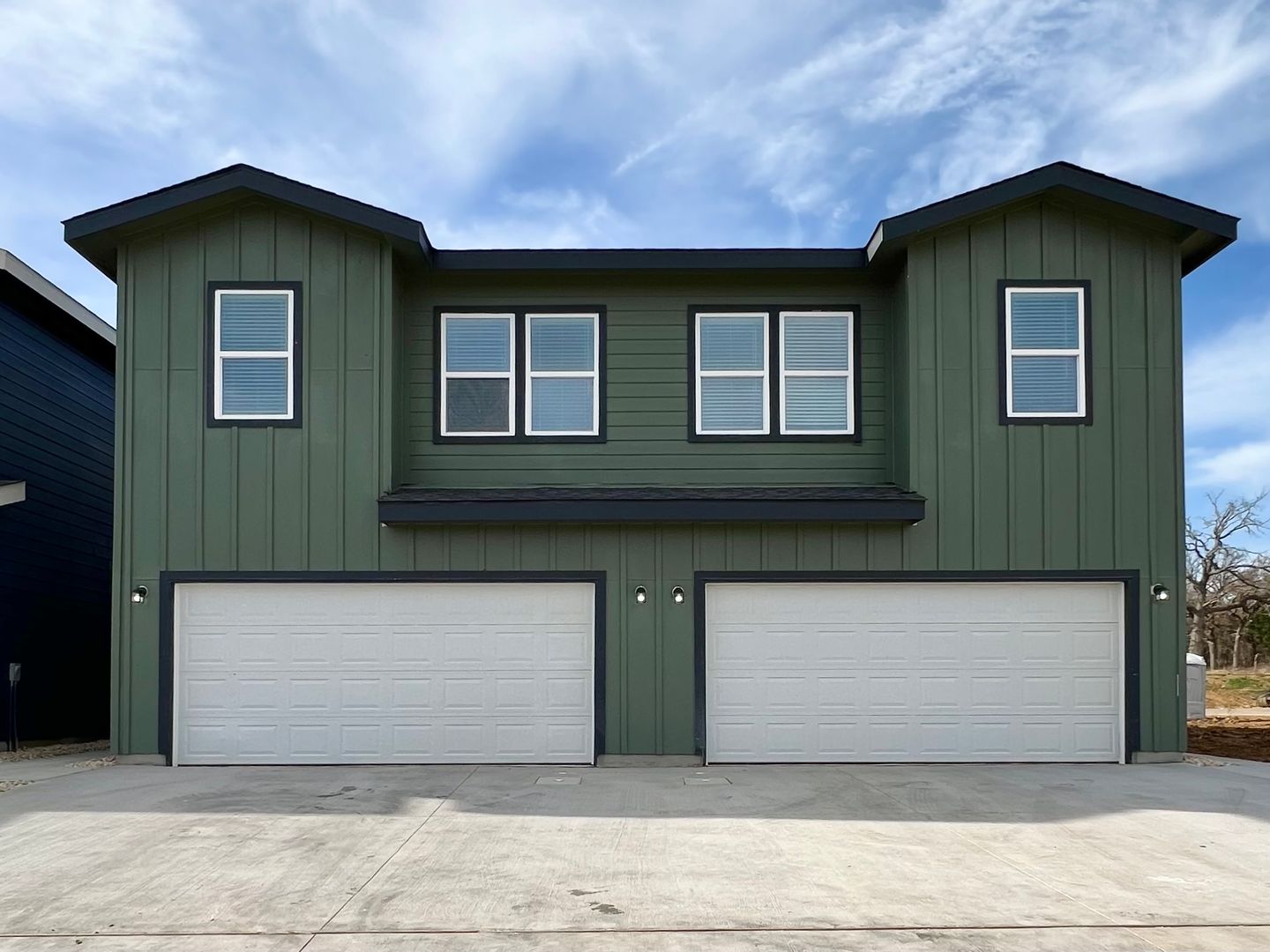 Burleson House: 3501 E Renfro Dr  #417