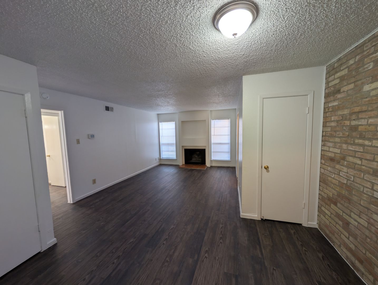 SAN ANTONIO Apartment: 3253 HILLCREST DR