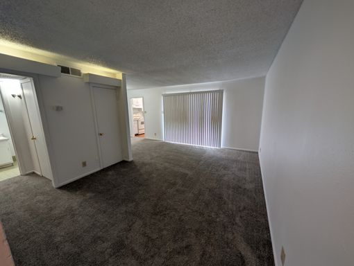 3253 HILLCREST DR - 53-B – photo 1
