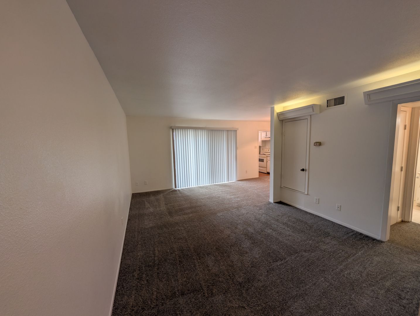 SAN ANTONIO Apartment: 3253 HILLCREST DR