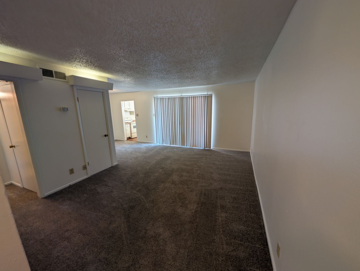 SAN ANTONIO Apartment: 3253 HILLCREST DR