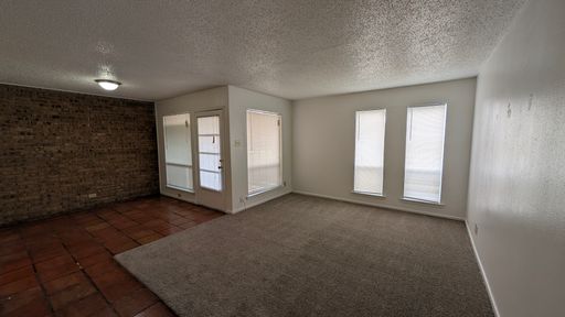 3253 HILLCREST DR - *267 – photo 1