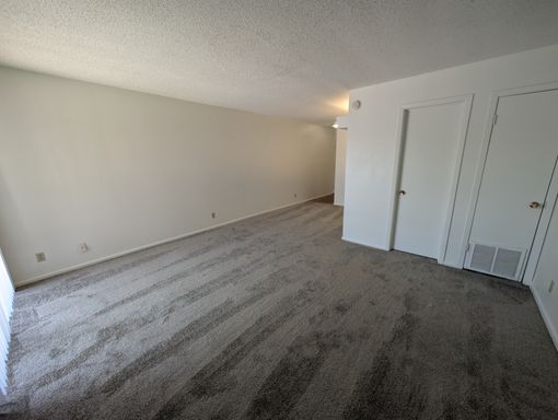 3253 HILLCREST DR - 21-B – photo 1