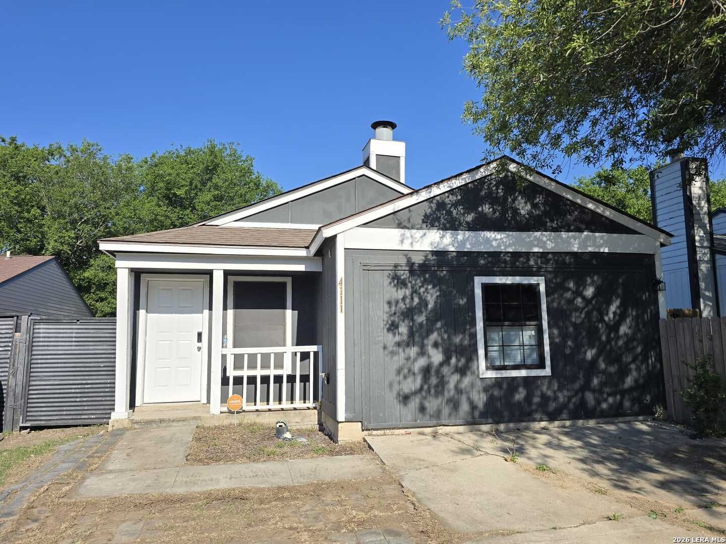San Antonio House: 4111 Sunrise Terrace