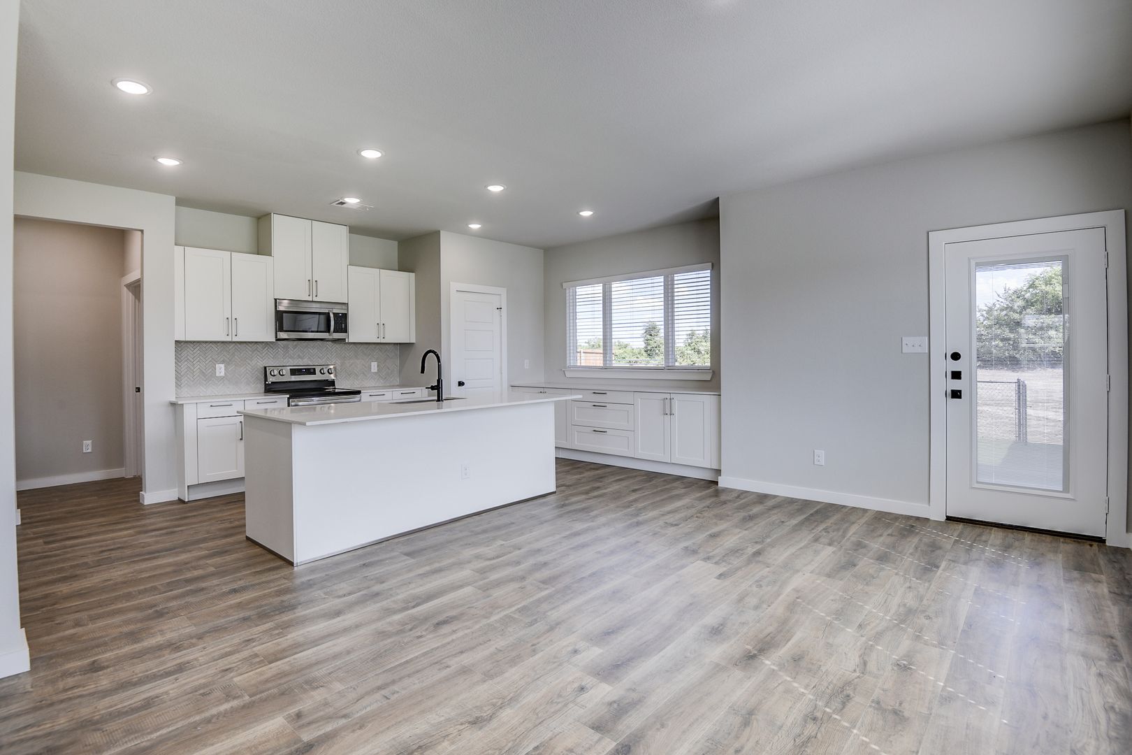 Midlothian Townhome: 4200 Clovis St