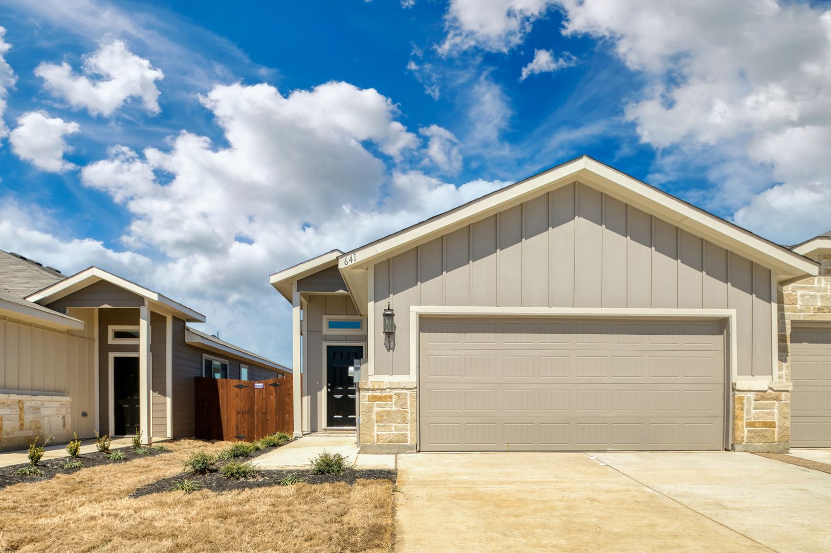 Venus Townhome: 641 Fallow Dr