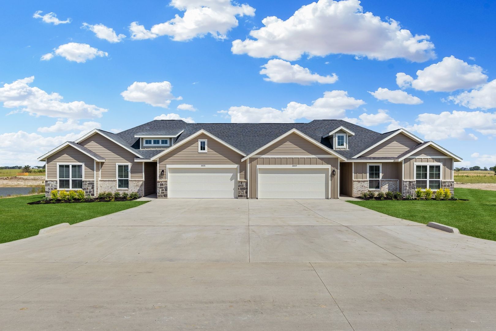 Midlothian Townhome: 4027 Clovis St.