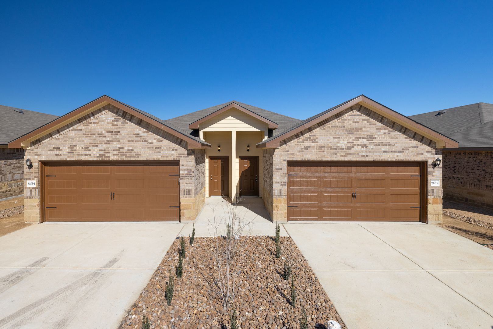Converse Townhome: 5511 Haven Springs -1