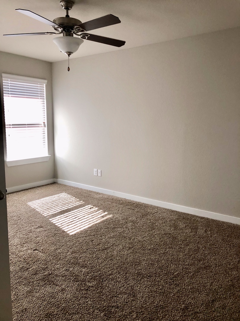 915 Chaparral Trail, Midlothian, TX 76065