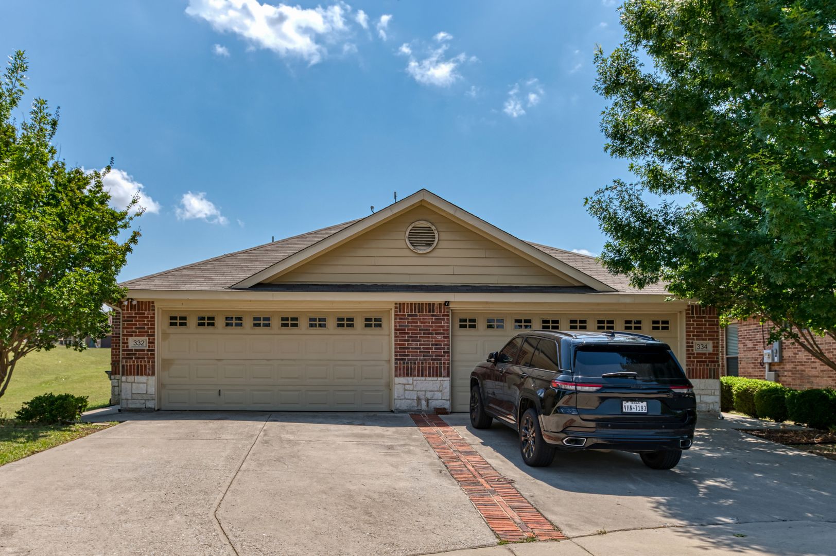 Lavon Townhome: 332 Schirra Ct