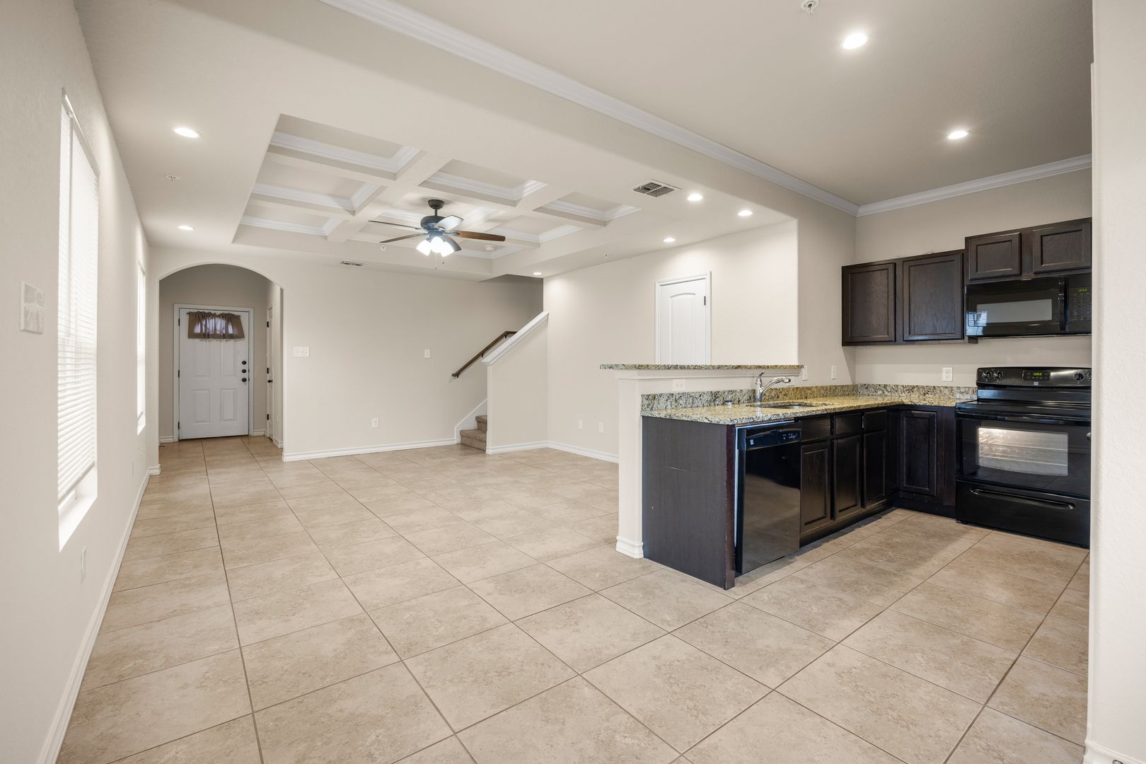 San Antonio Townhome: 6615 Arancione Avenue #104