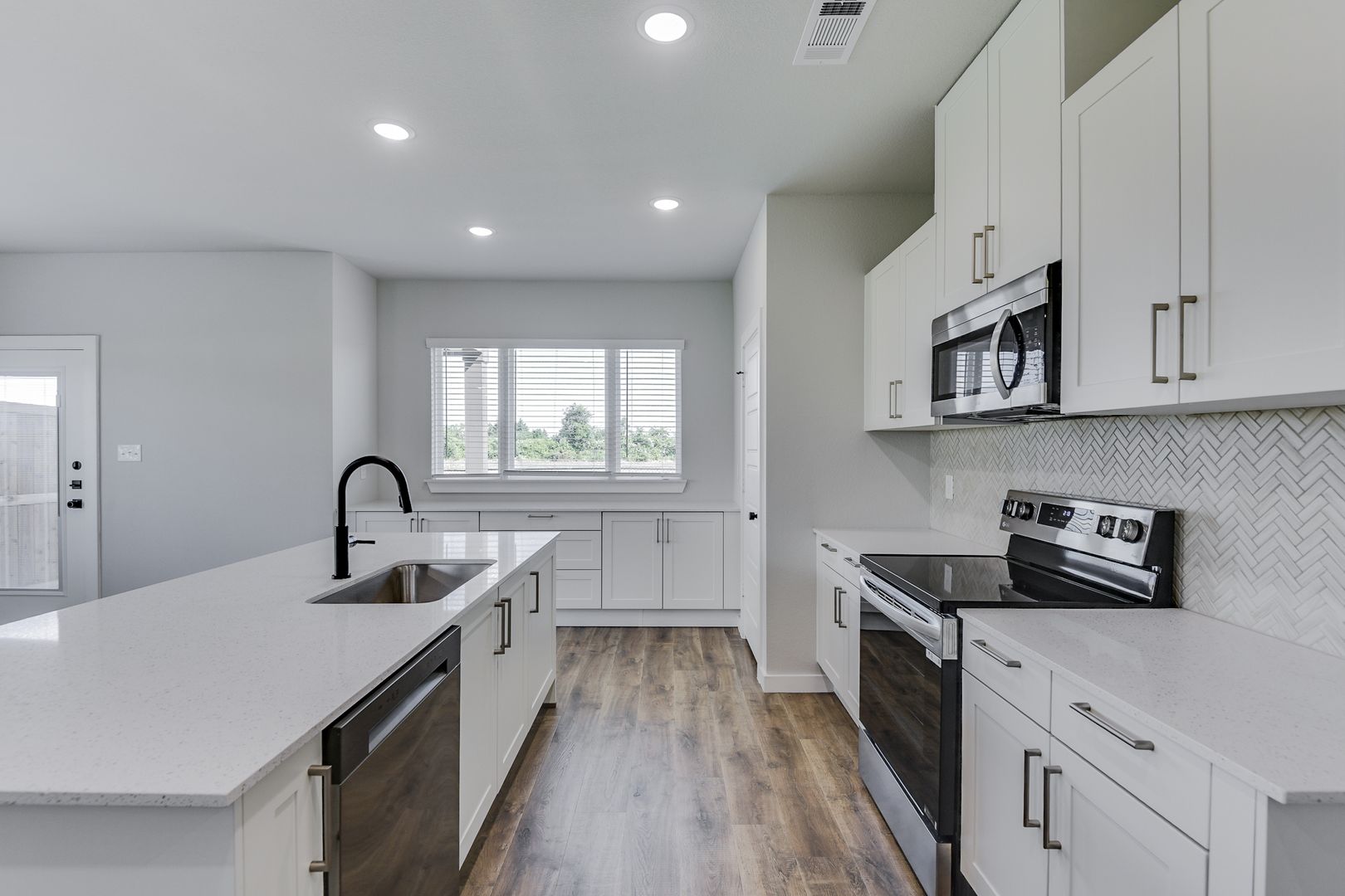 Midlothian Townhome: 4062 Clovis St