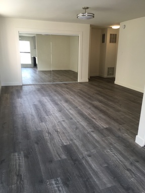 Expansive Open-Concept Studio with Dual-Tone Kitchen & Premium Finishes – photo 1