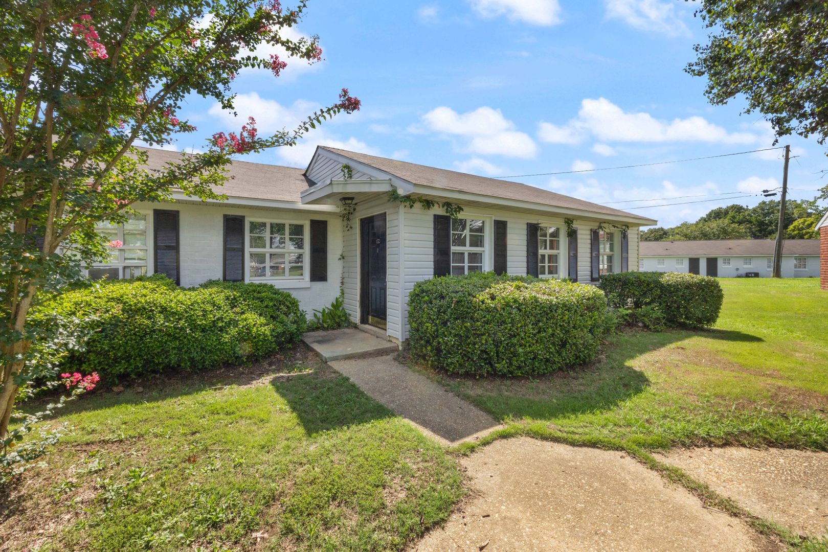 Columbus Apartment: 2001 Torch Hill Rd