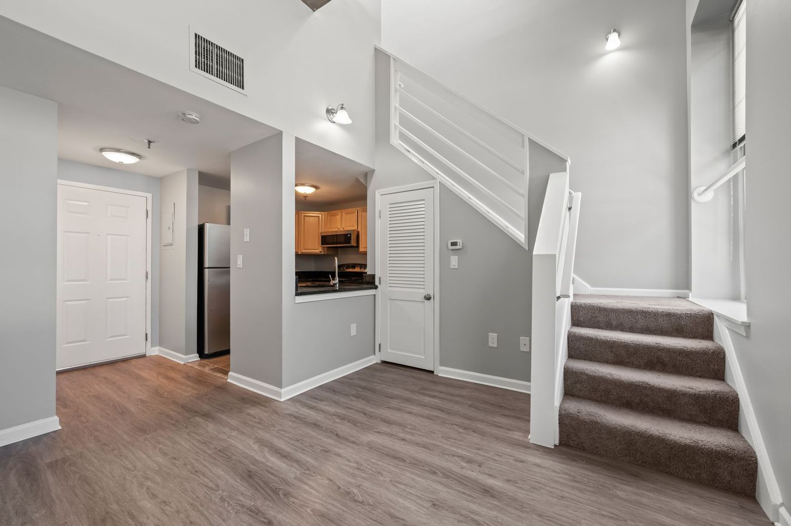 Beacon Falls Apartment: 2 North Main St