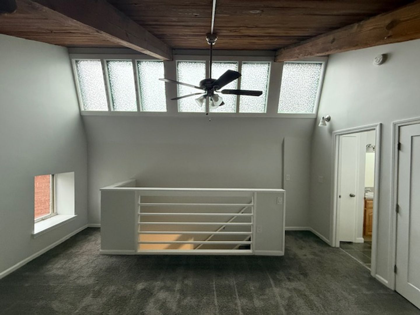 Beacon Falls Apartment: 2 North Main St