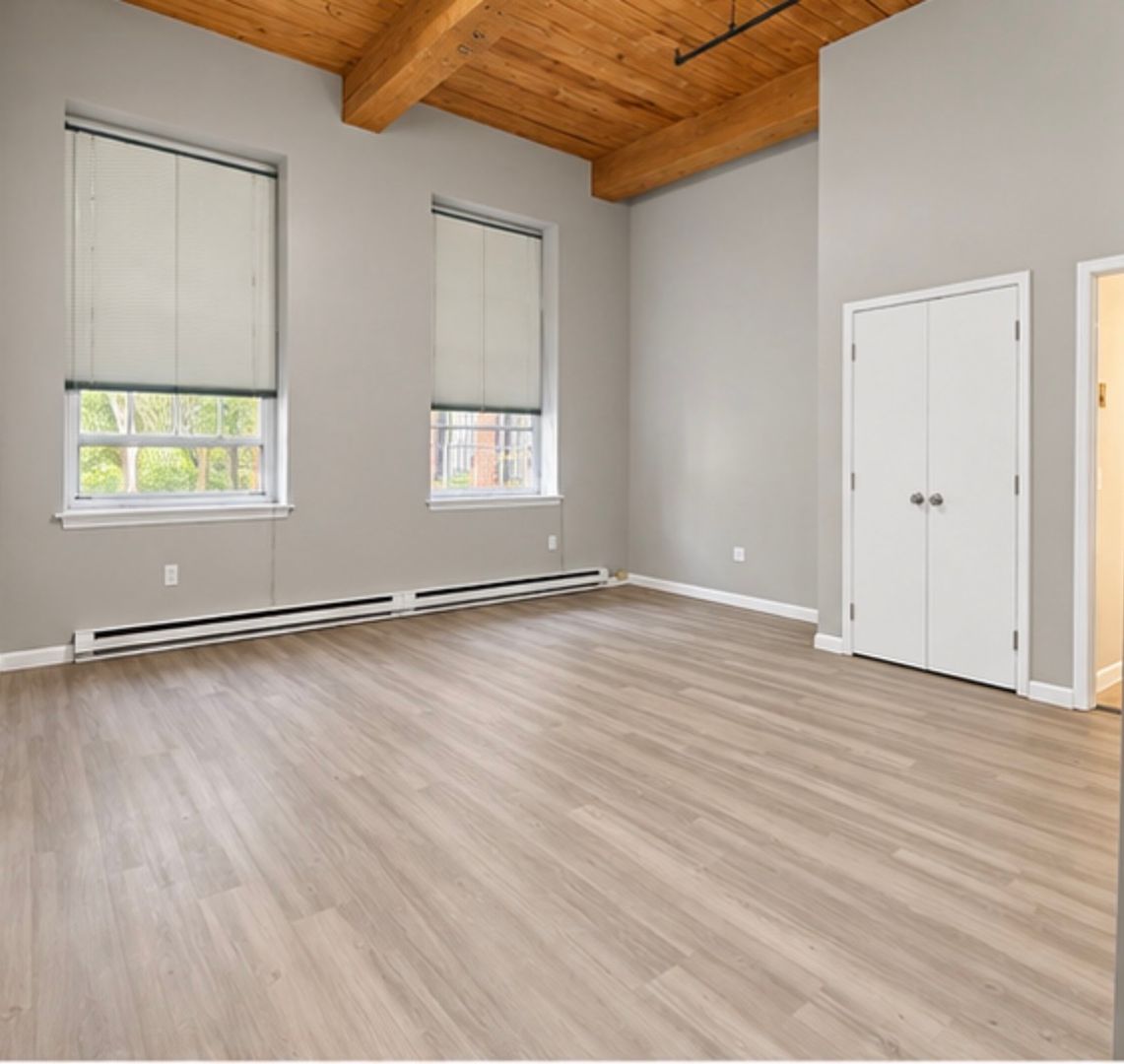Beacon Falls Apartment: 2 North Main St