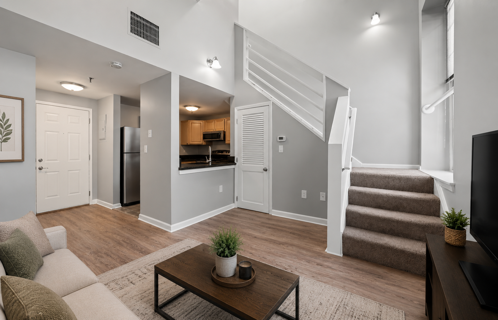 Beacon Falls Apartment: 2 North Main St
