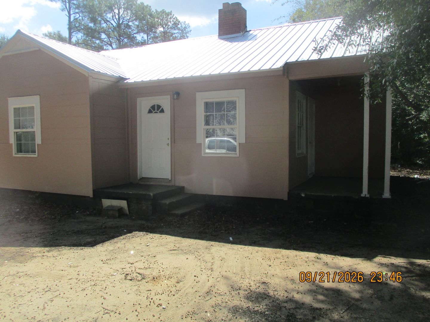 Albany House: 1120 W. Highland Ave.