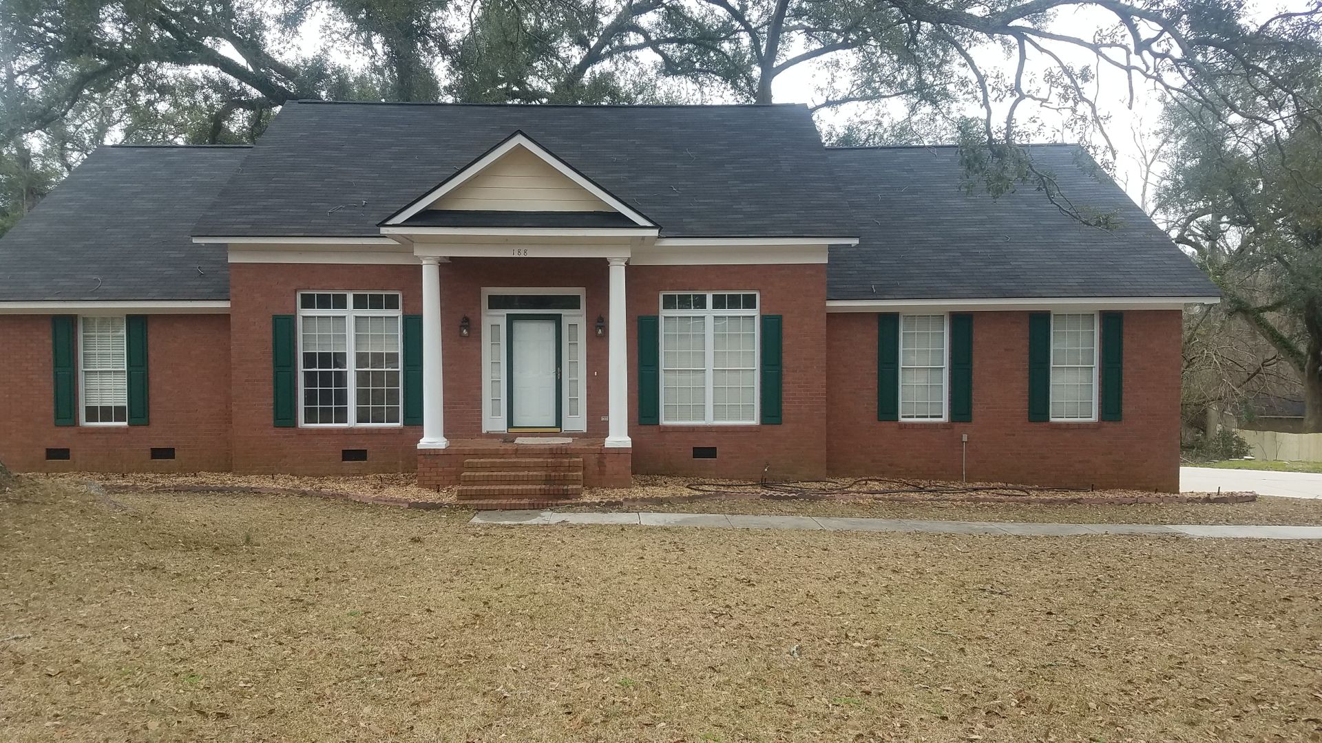 Leesburg House: 188 Fowler Drive