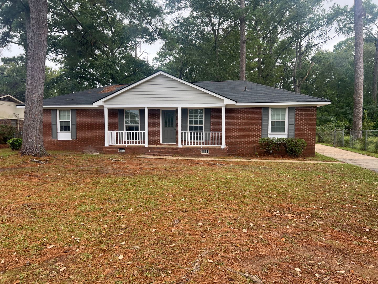 Albany House: 2723 Elton Drive