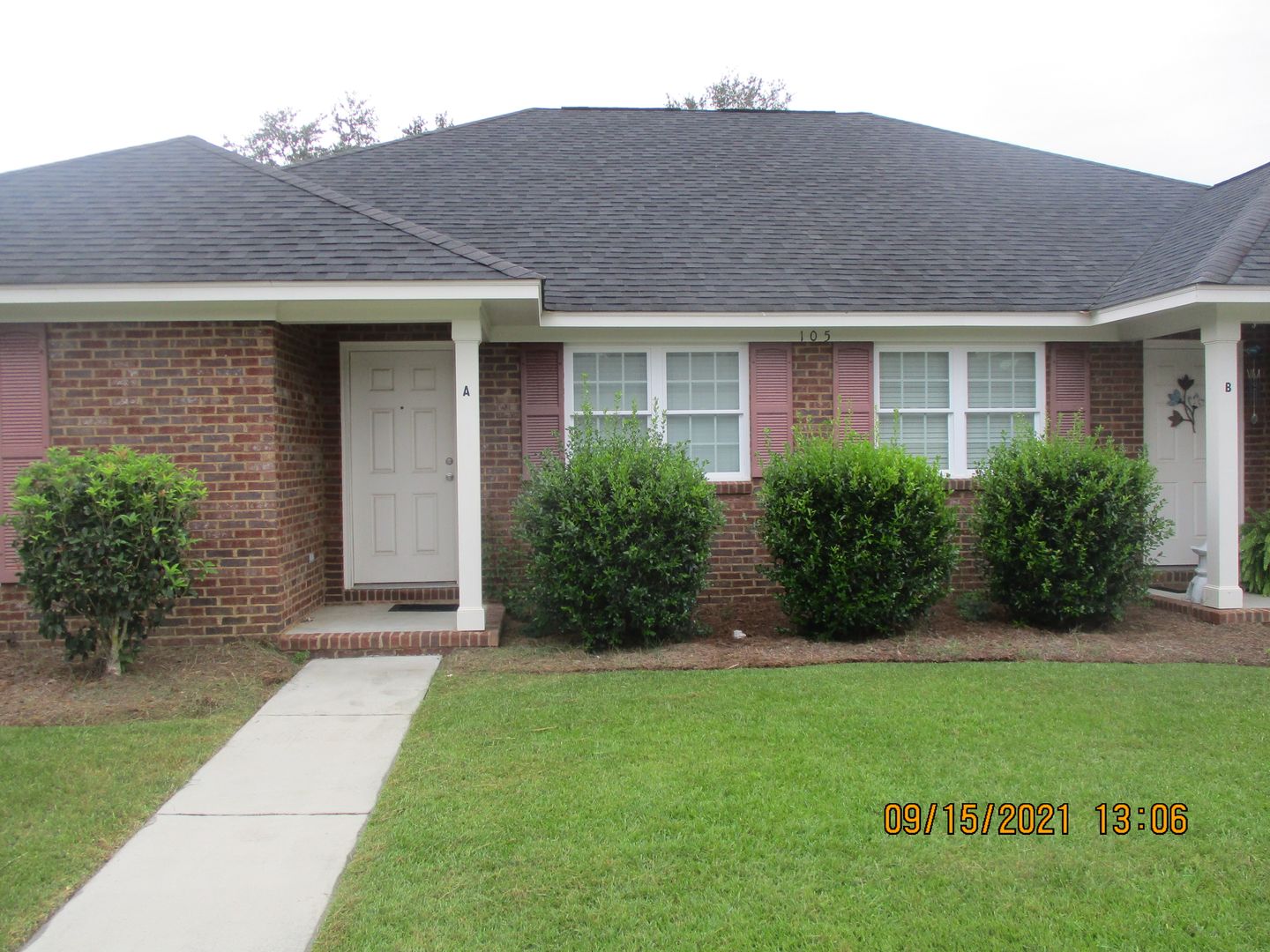 Leesburg House: 105-A Magnolia Ct.