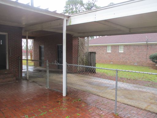 1020 Edgewater Dr. – photo 1