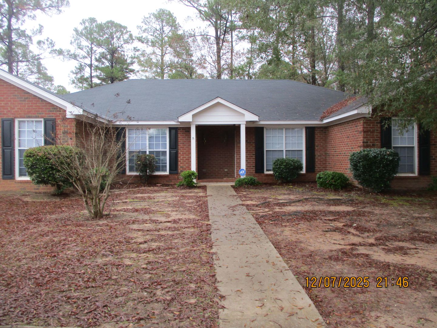 Albany House: 1206-A Westwood Drive