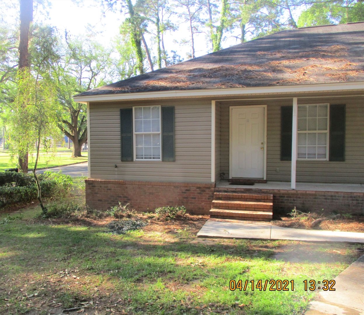 Albany House: 900 A Ninth Ave.